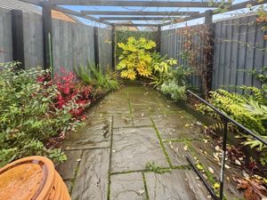 Photo 9- click for photo gallery